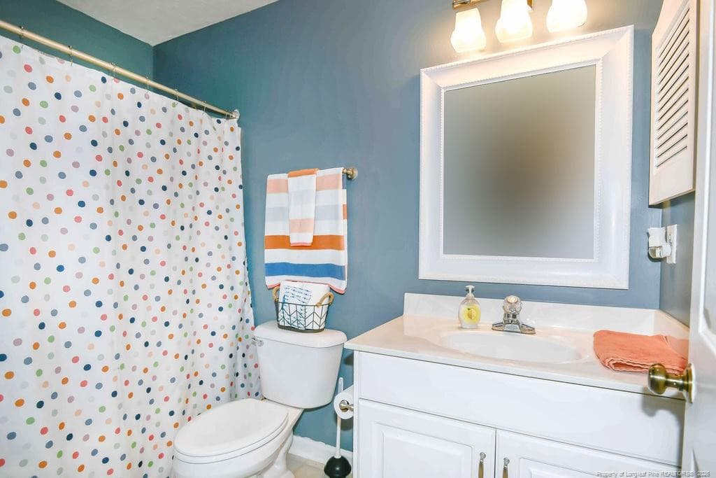Guest bathroom upstairs - 256 Arlington Drive, Cameron, NC 28326