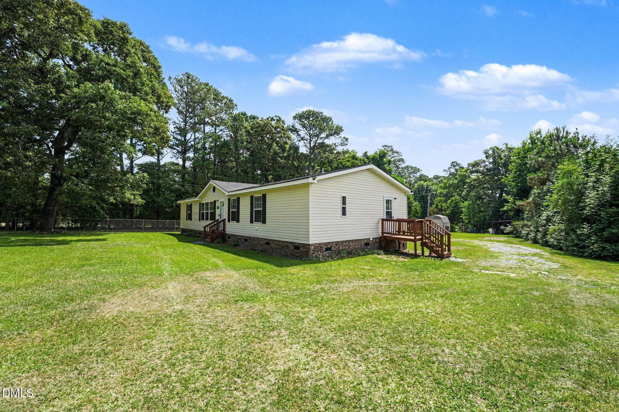 004_file_2593 - 694 John Lee Road, Dunn, NC 28334