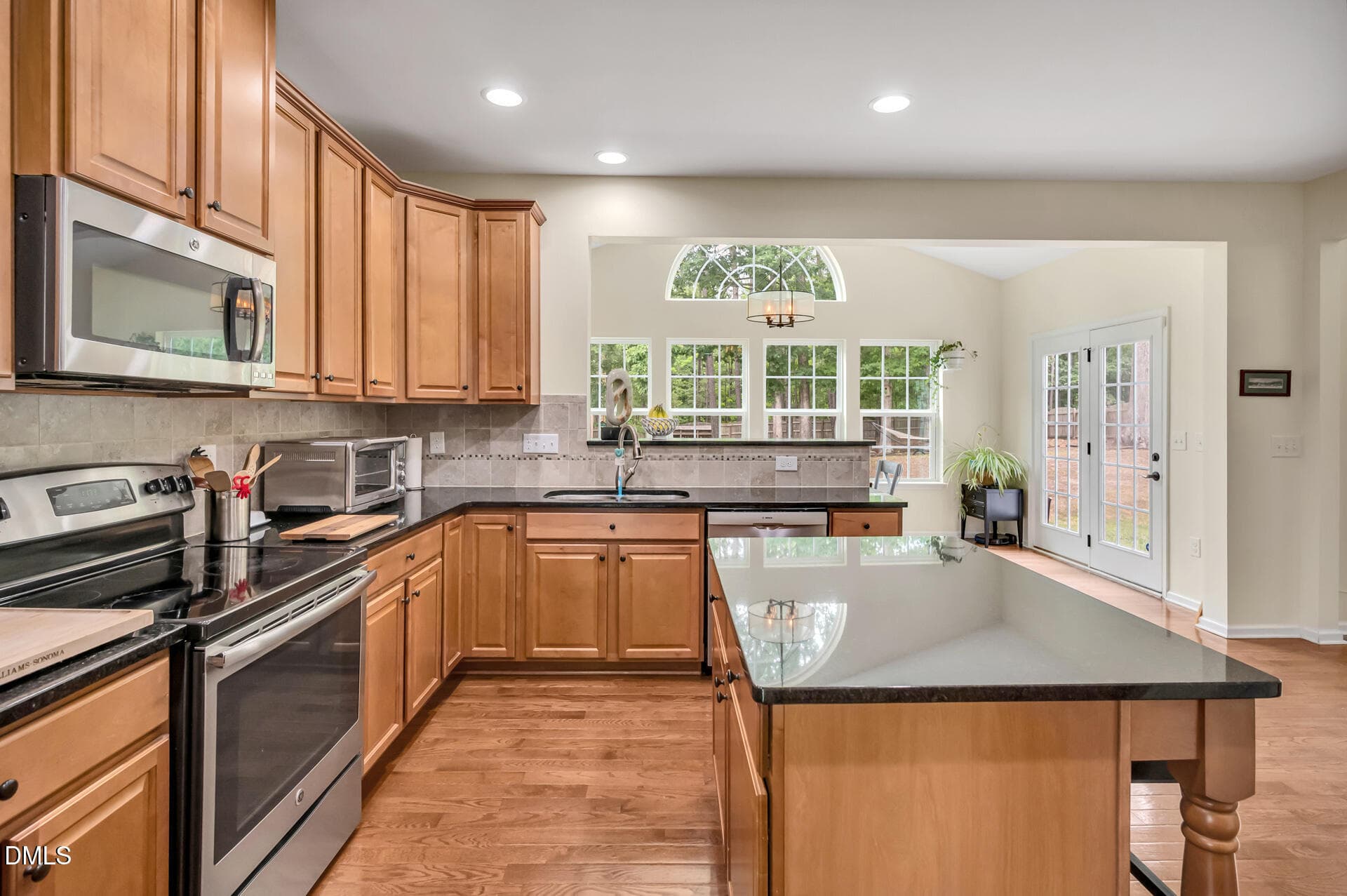 FAR_8119 - 67 S Farnleigh Drive, Chapel Hill, NC 27517, Chapel Hill