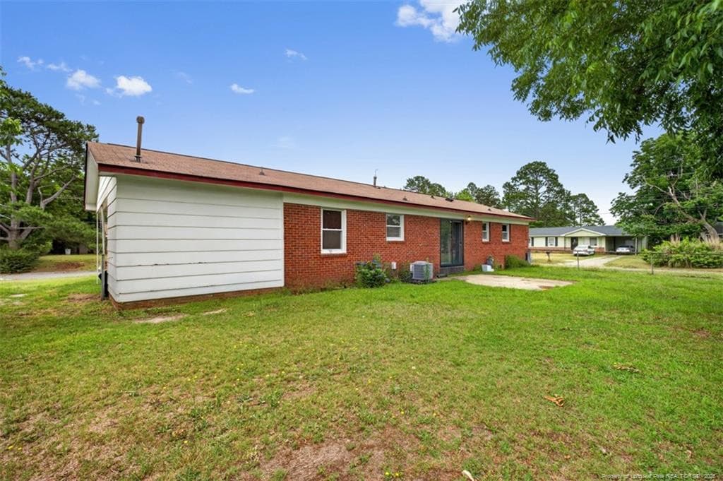 Photo 14 - 5301 Flagstone Court, Fayetteville, NC 28303, Fayetteville