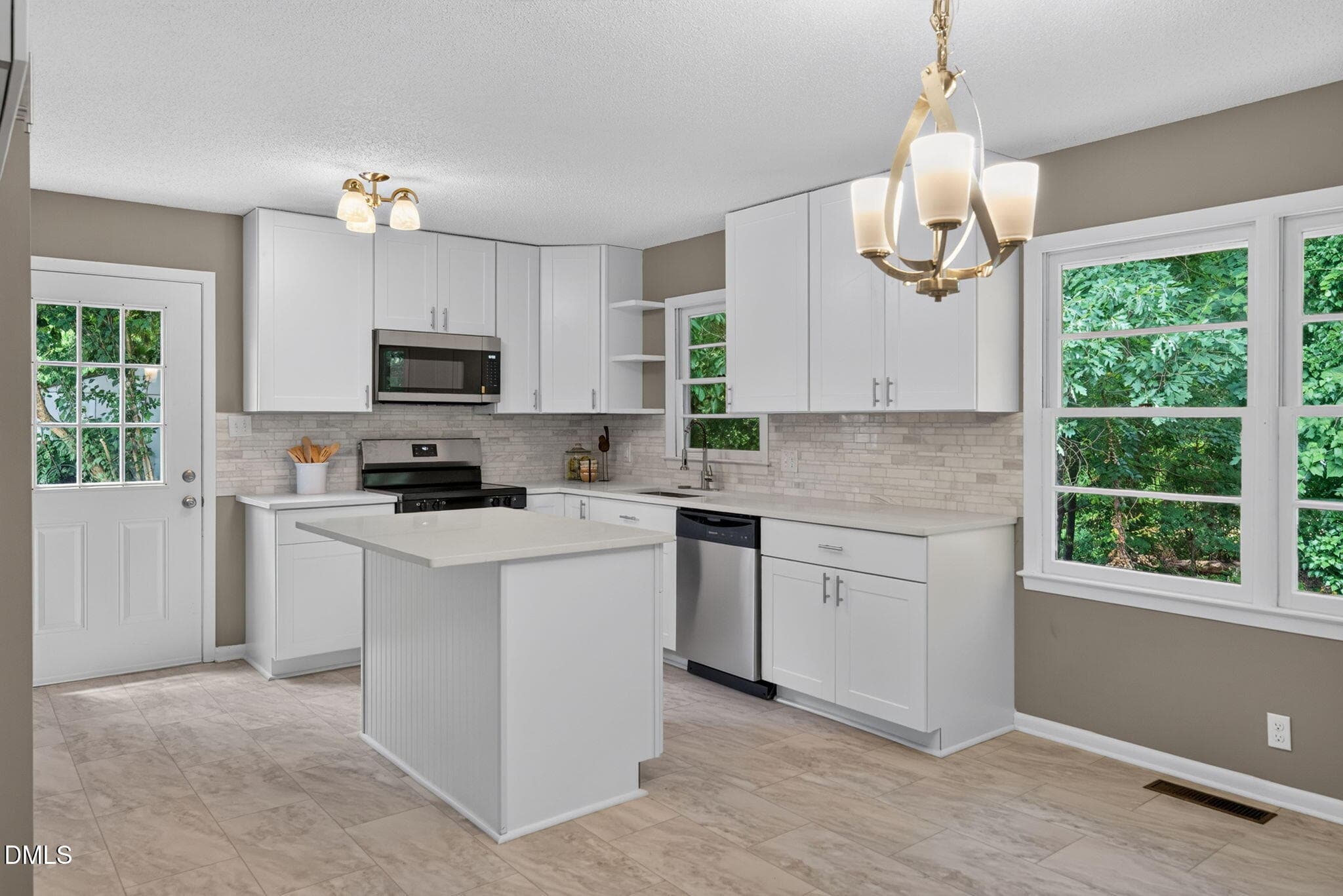 19-web-or-mls-1513 North King Charles Ro - 1513 N King Charles Road, Raleigh, NC 27610, Raleigh