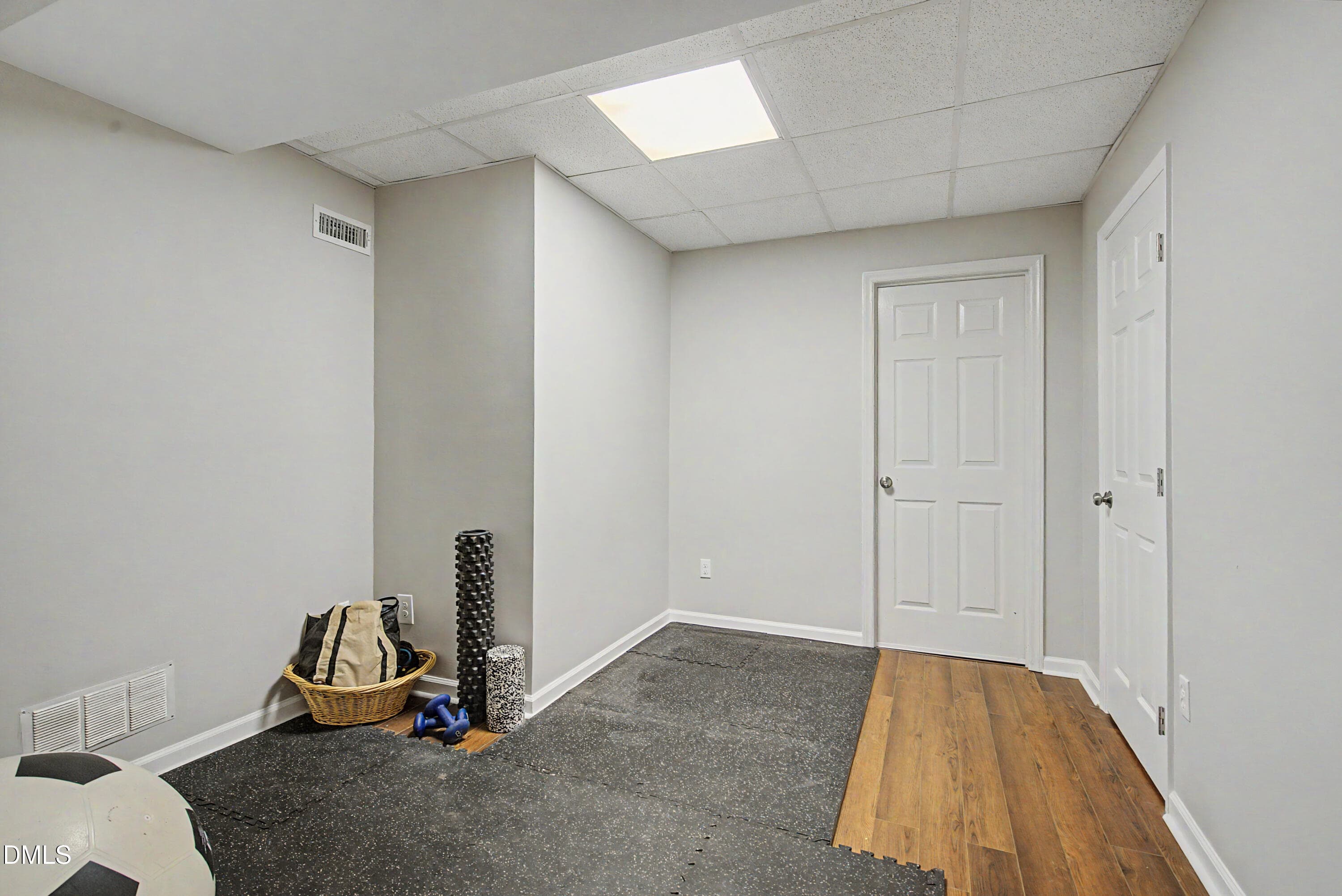 DSC06829 - 5517 N Hawthorne Way, Raleigh, NC 27613, Raleigh