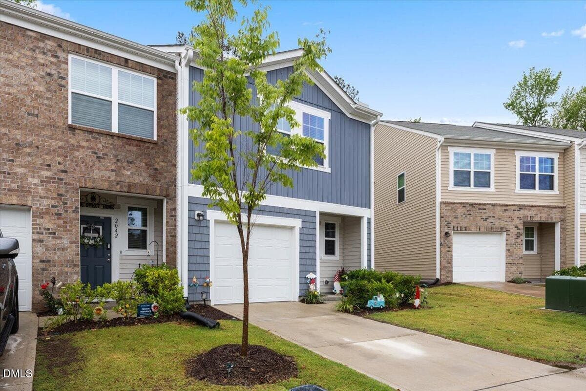 04-2040 Trailside Dr - 2040 Trailside Drive, Durham, NC 27704, Durham