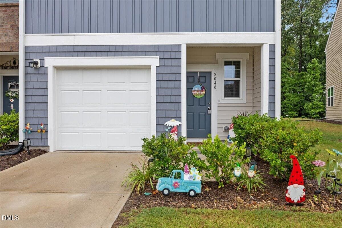 05-2040 Trailside Dr - 2040 Trailside Drive, Durham, NC 27704, Durham