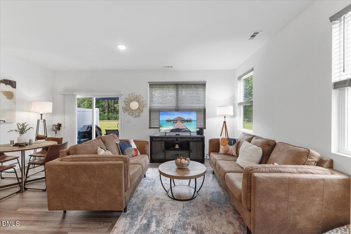 16-2040 Trailside Dr - 2040 Trailside Drive, Durham, NC 27704, Durham