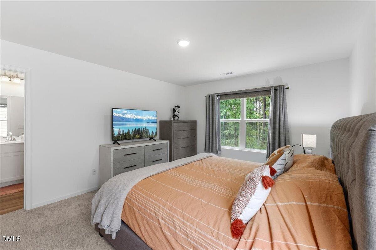 26-2040 Trailside Dr - 2040 Trailside Drive, Durham, NC 27704, Durham