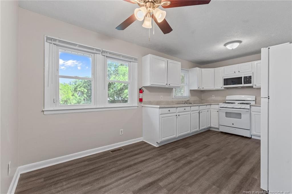 Photo 16 - 509 Clifford Avenue, Fayetteville, NC 28314, Fayetteville