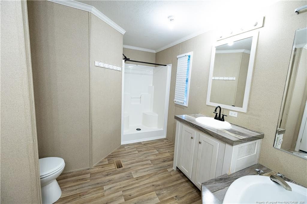 Photo 10 - 165 Sanderson Road, Maxton, NC 28364, Maxton