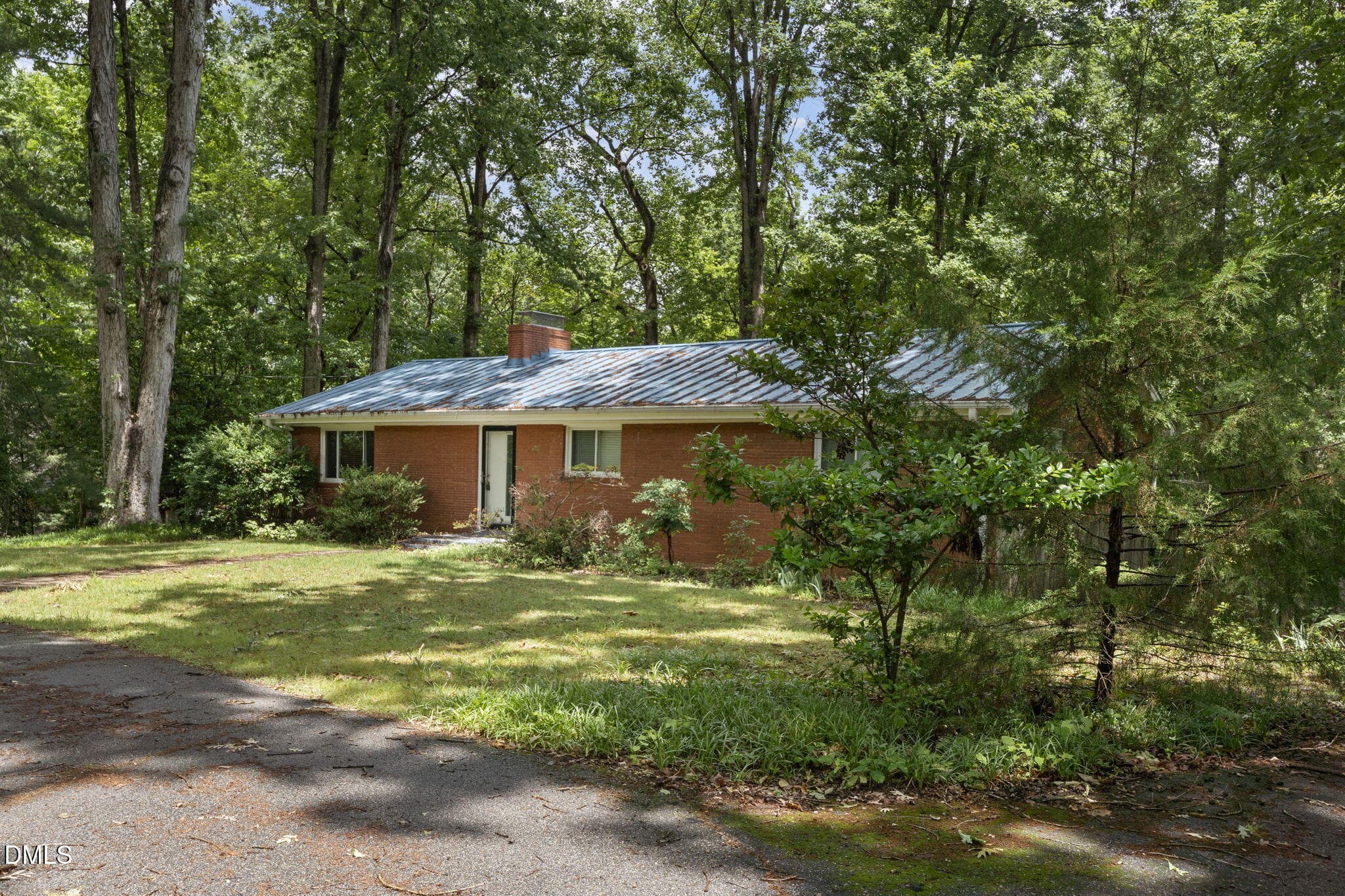 2-web-or-mls-DSC09607 - 4419 Laurel Hills Road, Raleigh, NC 27612, Raleigh