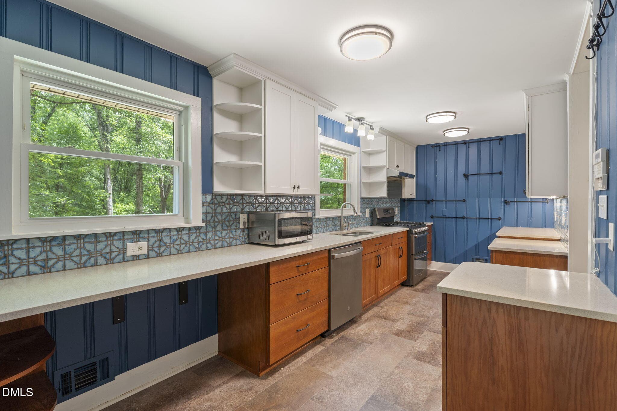 10-web-or-mls-DSC09654 - 4419 Laurel Hills Road, Raleigh, NC 27612, Raleigh