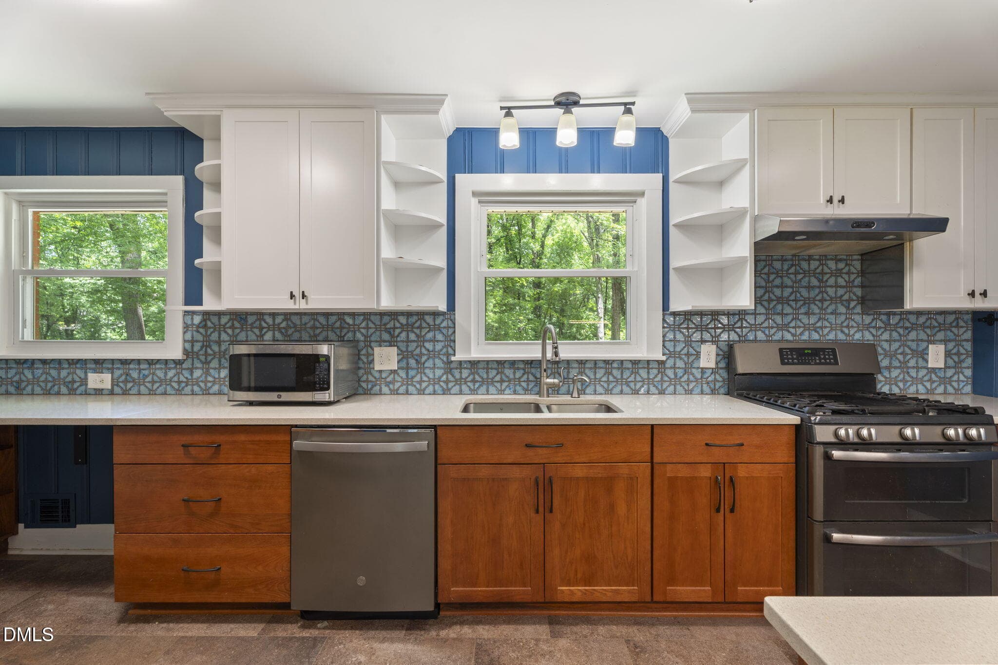 11-web-or-mls-DSC09659 - 4419 Laurel Hills Road, Raleigh, NC 27612, Raleigh