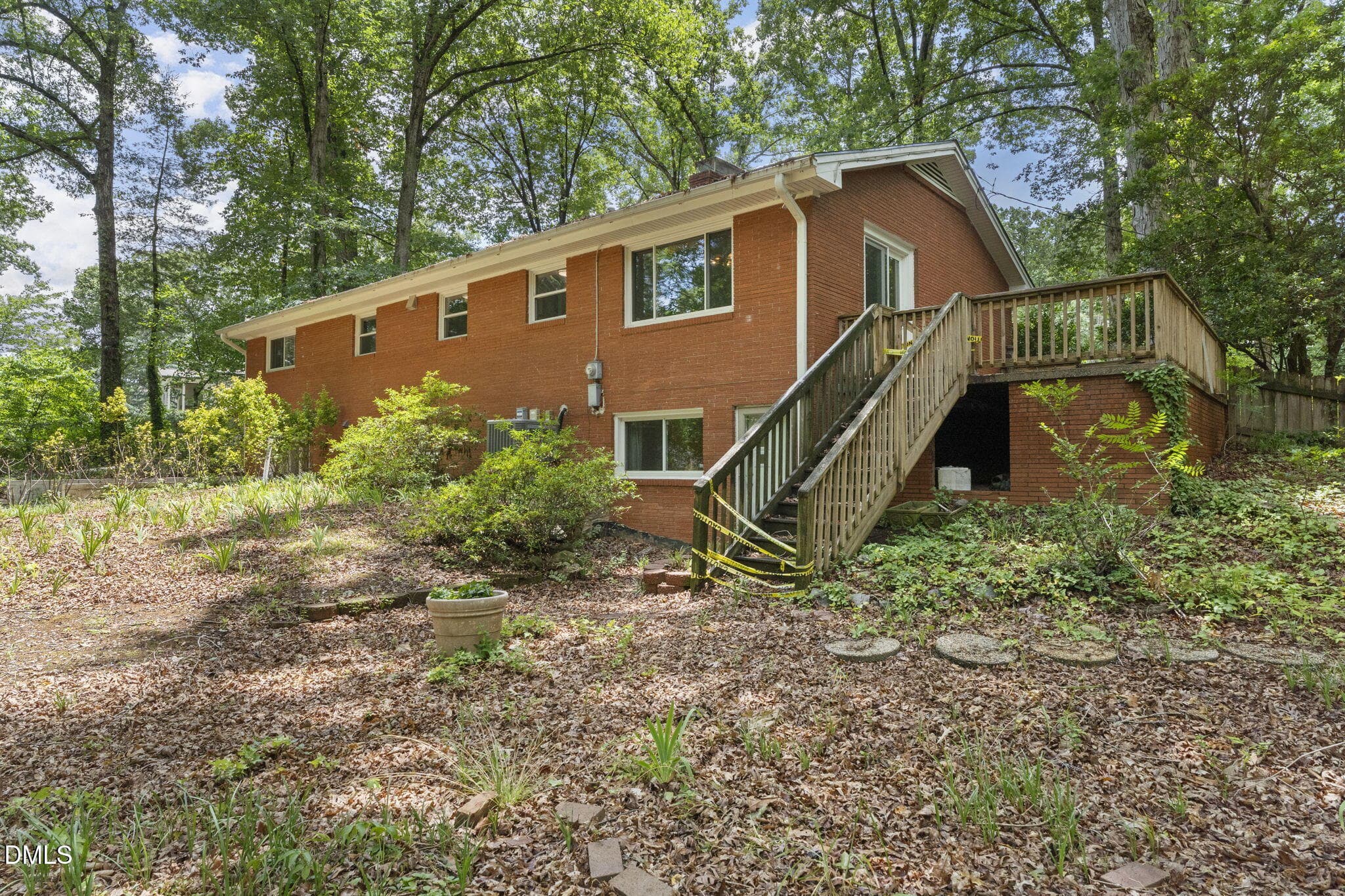 35-web-or-mls-DSC09820 - 4419 Laurel Hills Road, Raleigh, NC 27612, Raleigh