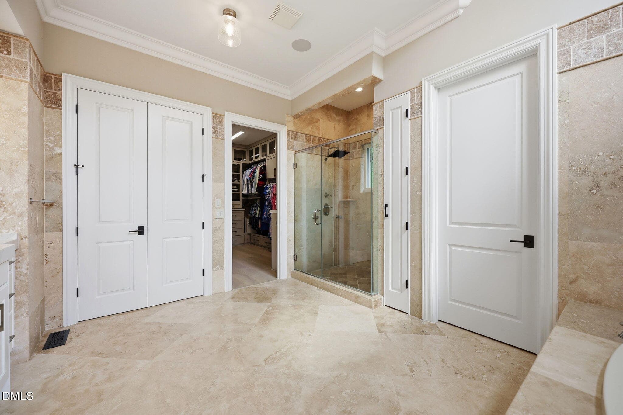 77-web-or-mls-IMG_6834 - 6205 Autrey Court, Raleigh, NC 27613, Raleigh