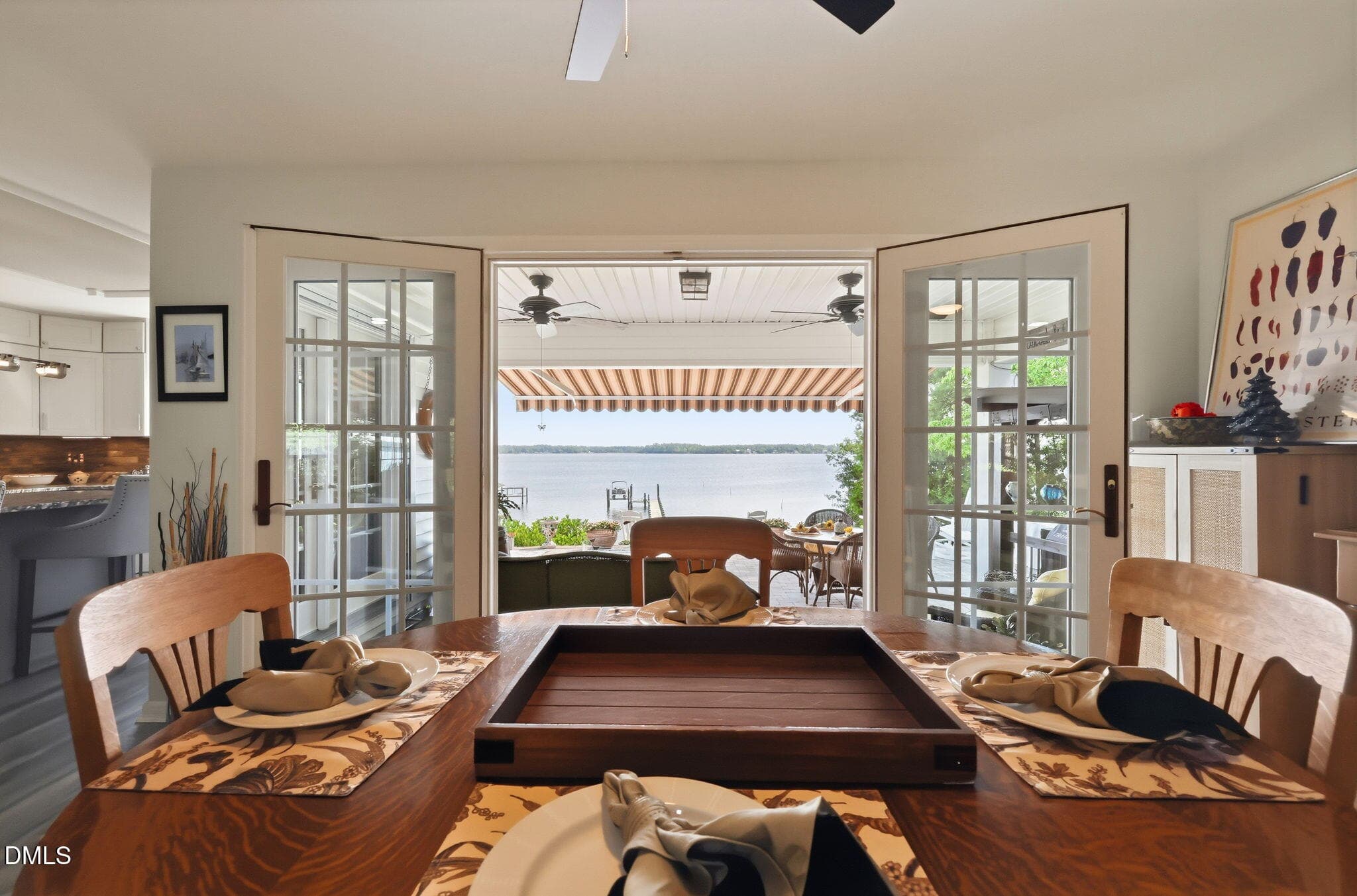 Dining - 122 Line Boat Lane, Swansboro, NC 28584