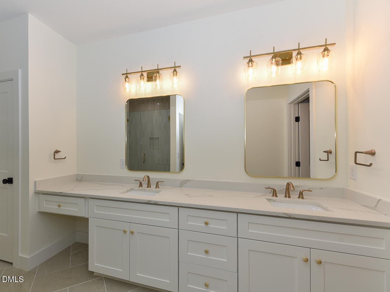 Interior - upstairs - primary suite - ba - 6782 Calais Drive, Durham, NC 27712, Durham