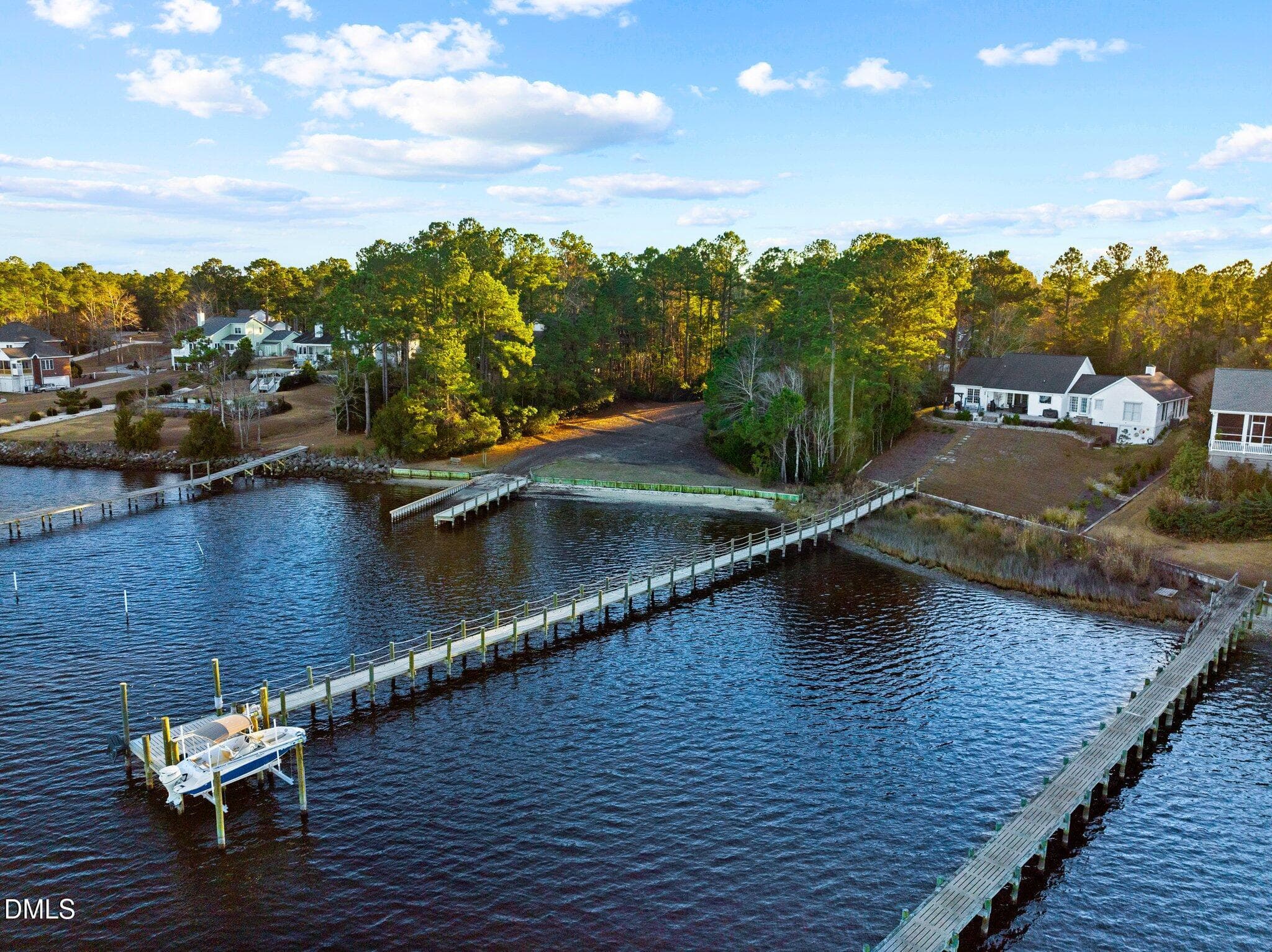 Dock Rear - 122 Line Boat Lane, Swansboro, NC 28584