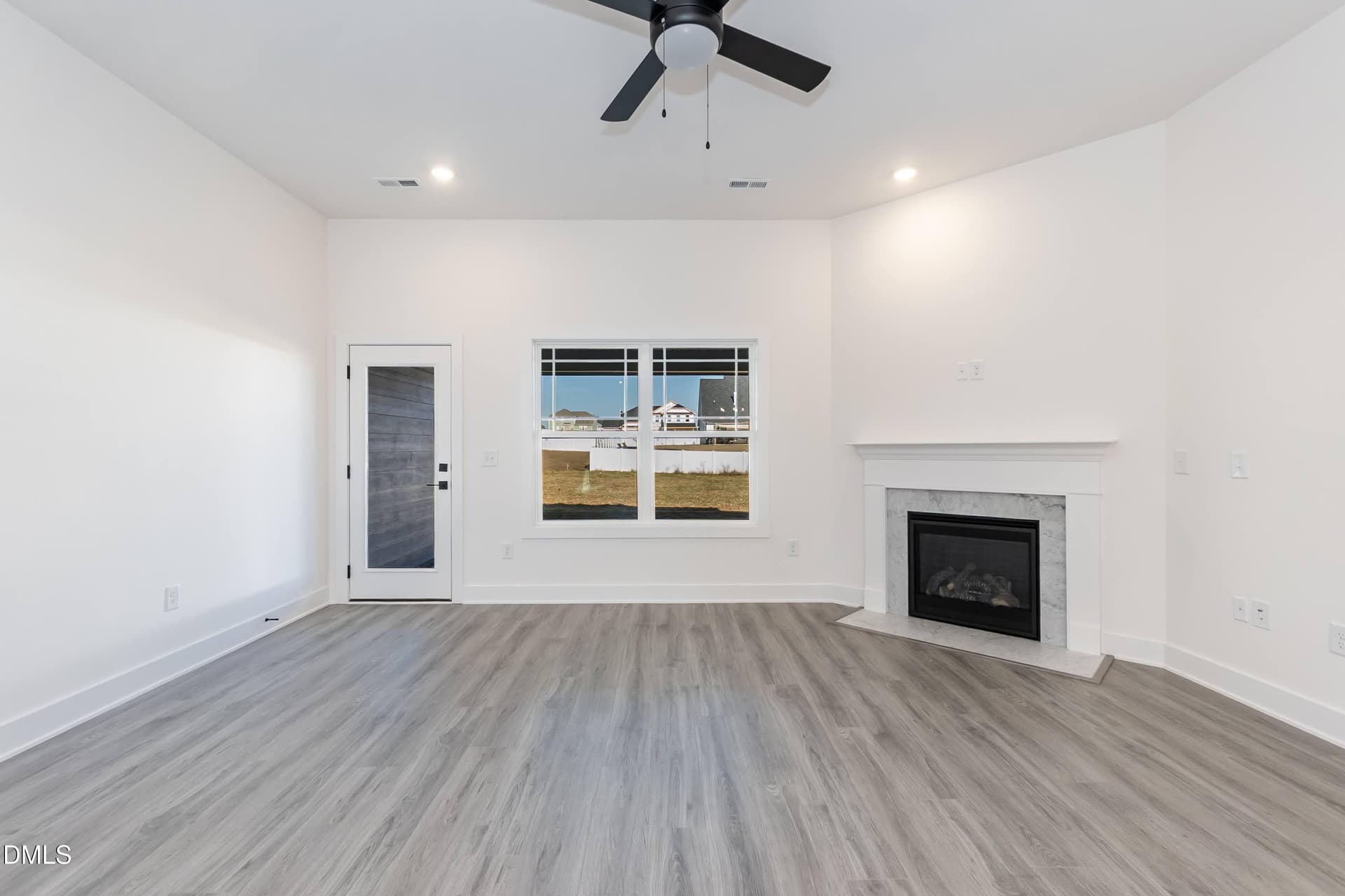 Living 02 - 242 Hidden Pines Drive, Cameron, NC 28326