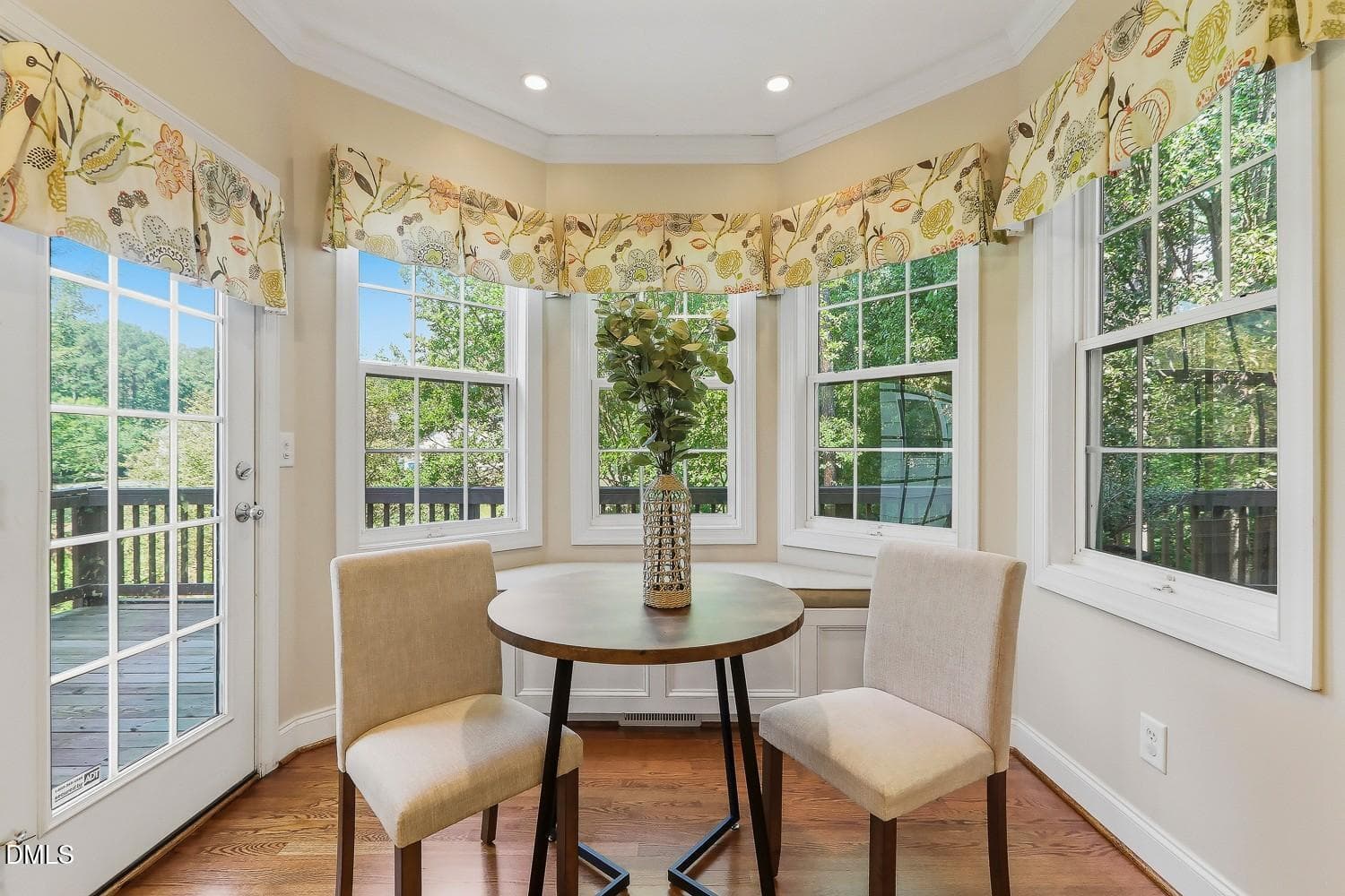 021-010-Breakfast Nook-1500x1000 - 1613 Bellenden Drive, Durham, NC 27713, Durham