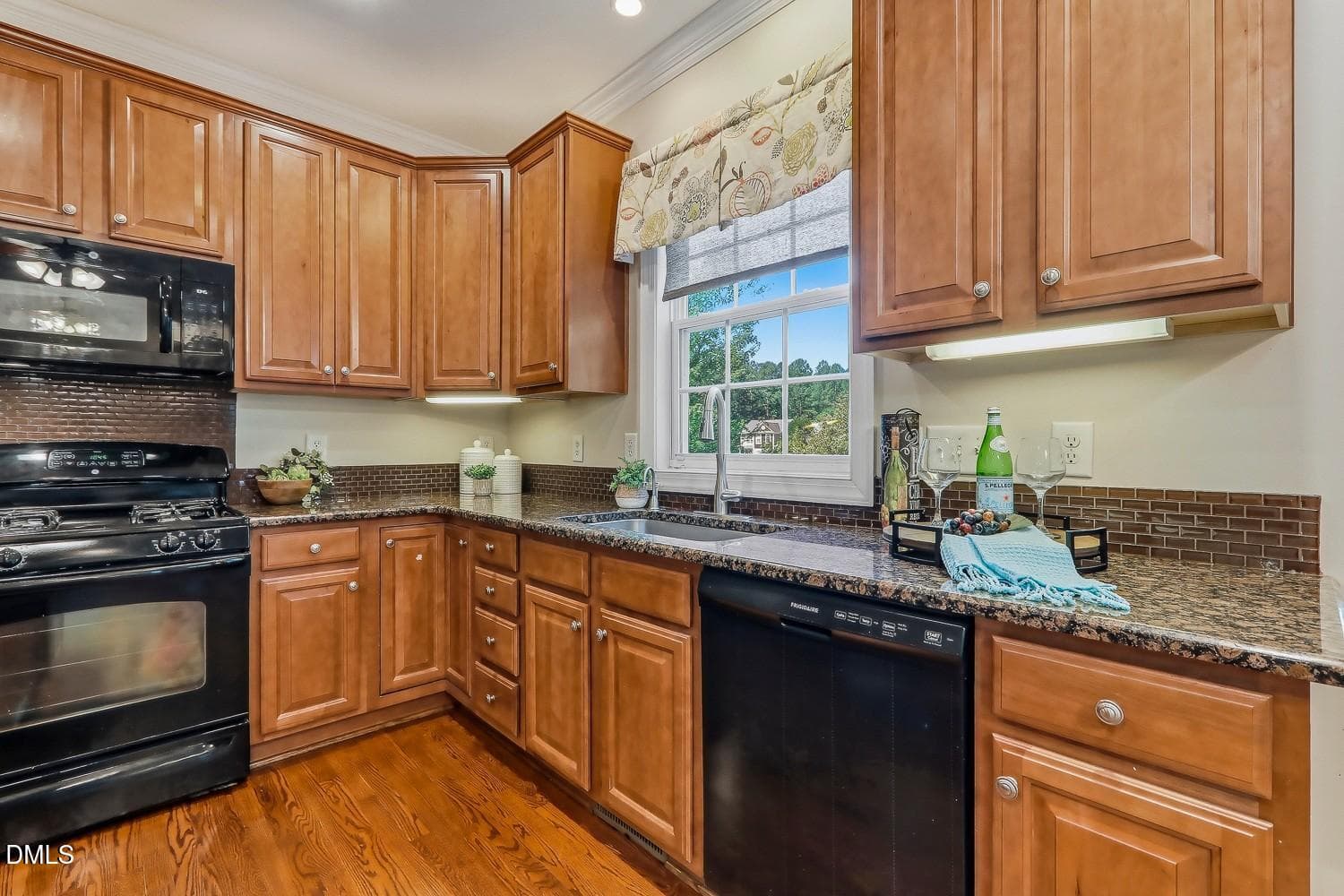 023-030-Kitchen-1500x1000 - 1613 Bellenden Drive, Durham, NC 27713, Durham