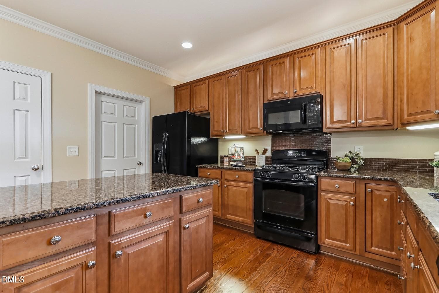 028-049-Kitchen-1500x1000 - 1613 Bellenden Drive, Durham, NC 27713, Durham