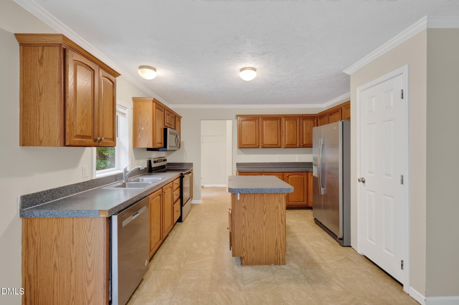 Kitchen - 126 Hunter Road, Henderson, NC 27537