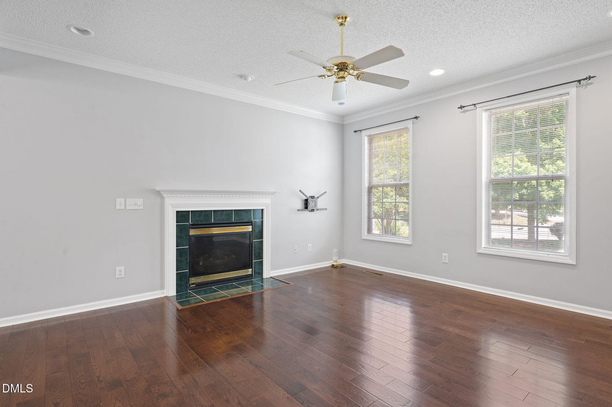 Family & Living with Fireplace - 105 New Parkside Drive, Chapel Hill, NC 27516, Chapel Hill