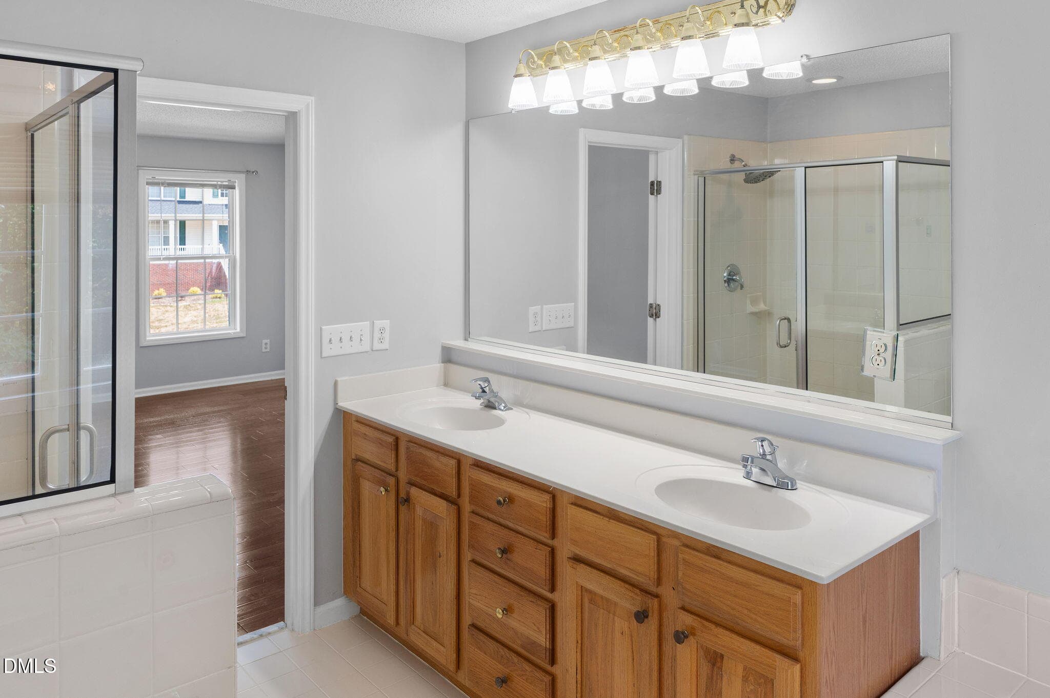 Owners Suite Bath - 105 New Parkside Drive, Chapel Hill, NC 27516, Chapel Hill