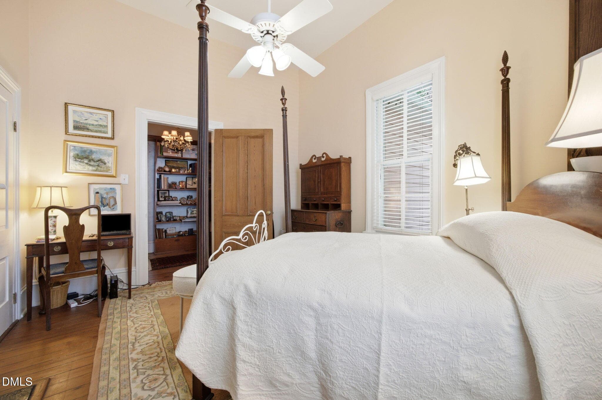 38-web-or-mls-IMG_3279 - 514 E Lane Street, Raleigh, NC 27601, Raleigh
