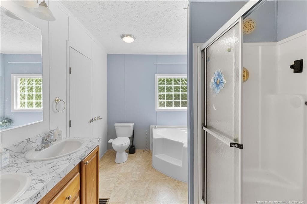 Photo 16 - 727 Veda Street, Fayetteville, NC 28306, Fayetteville