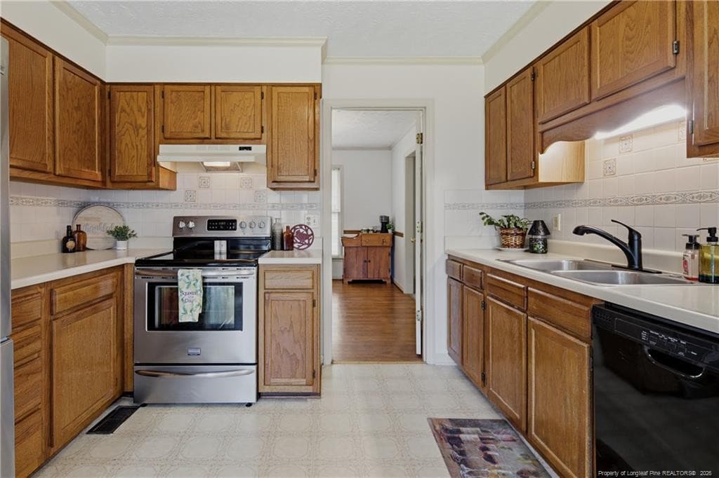 Photo 13 - 6859 Green Creek Road, Fayetteville, NC 28314, Fayetteville