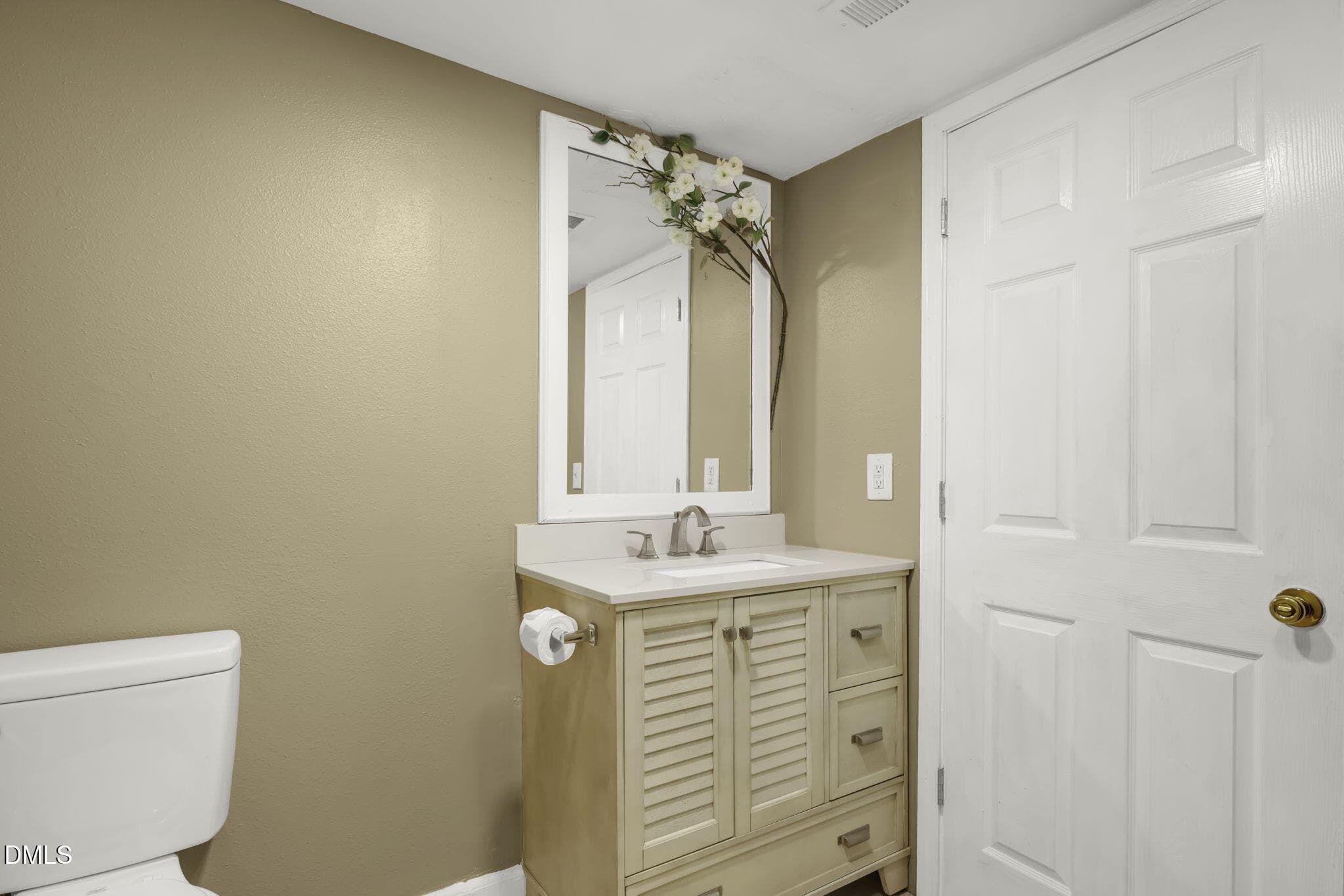 17-web-or-mls-_D2L4236 - 110 Campbell Street, Lumberton, NC 28358