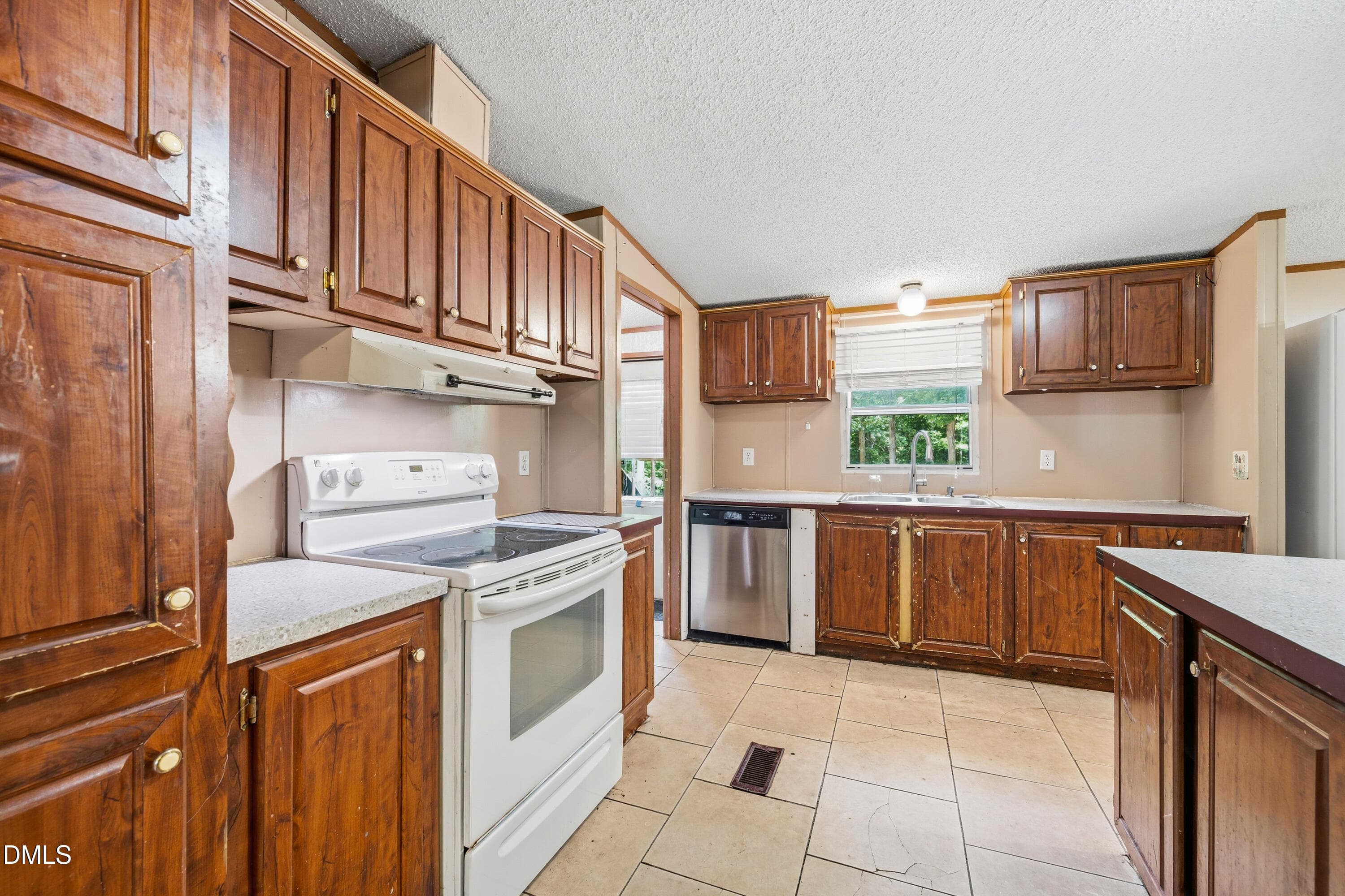 Kitchen - 2145 Antler Way Lane, Creedmoor, NC 27522, Creedmoor