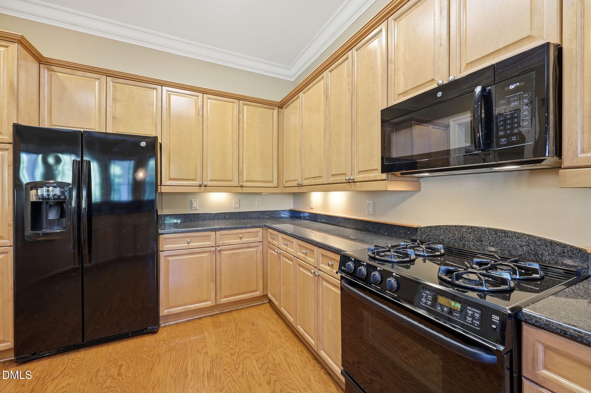 Kitchen - 2801 Glenwood Gardens Lane 303, Raleigh, NC 27608, Raleigh