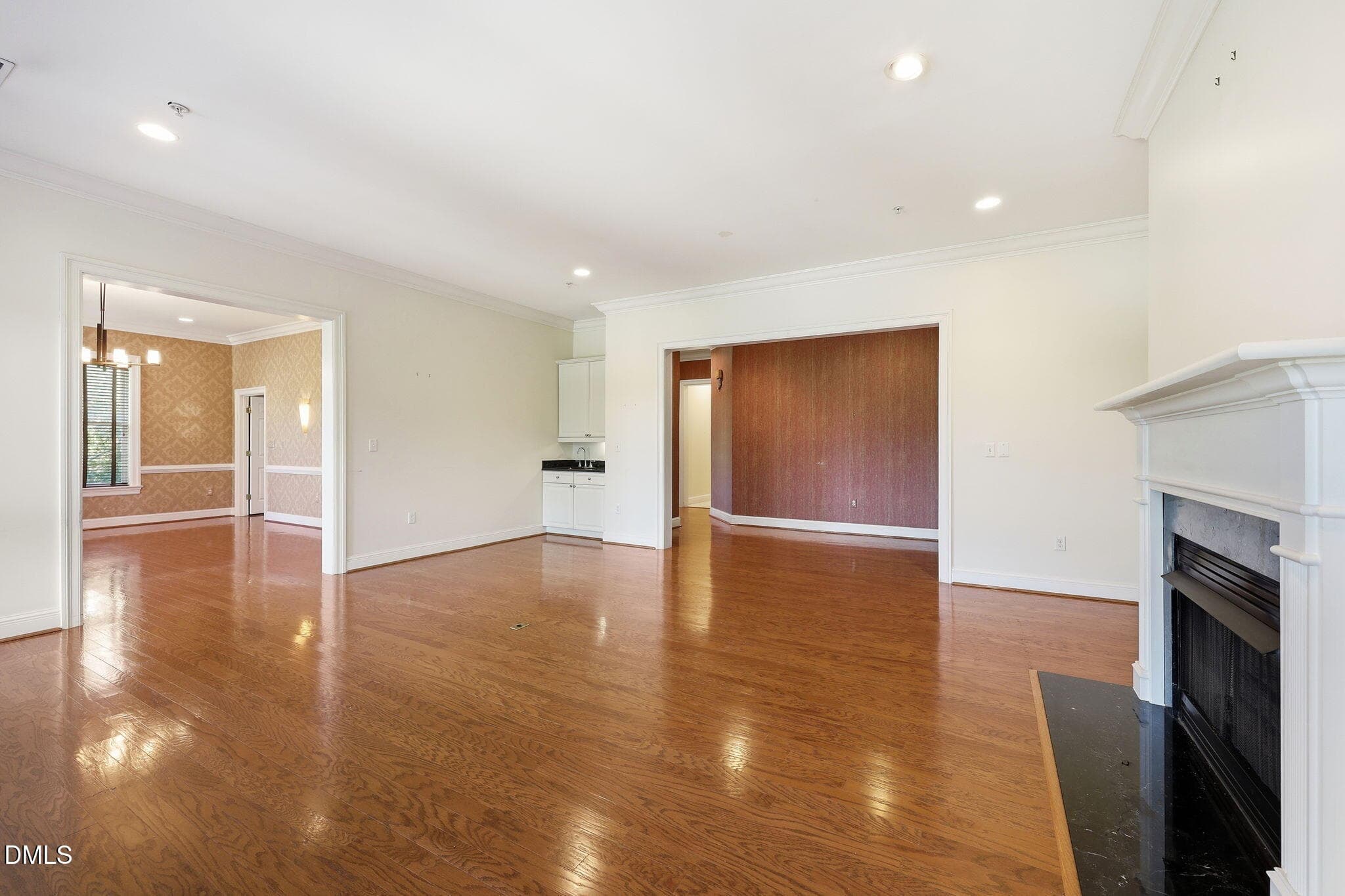 Living Room - 2801 Glenwood Gardens Lane 303, Raleigh, NC 27608, Raleigh