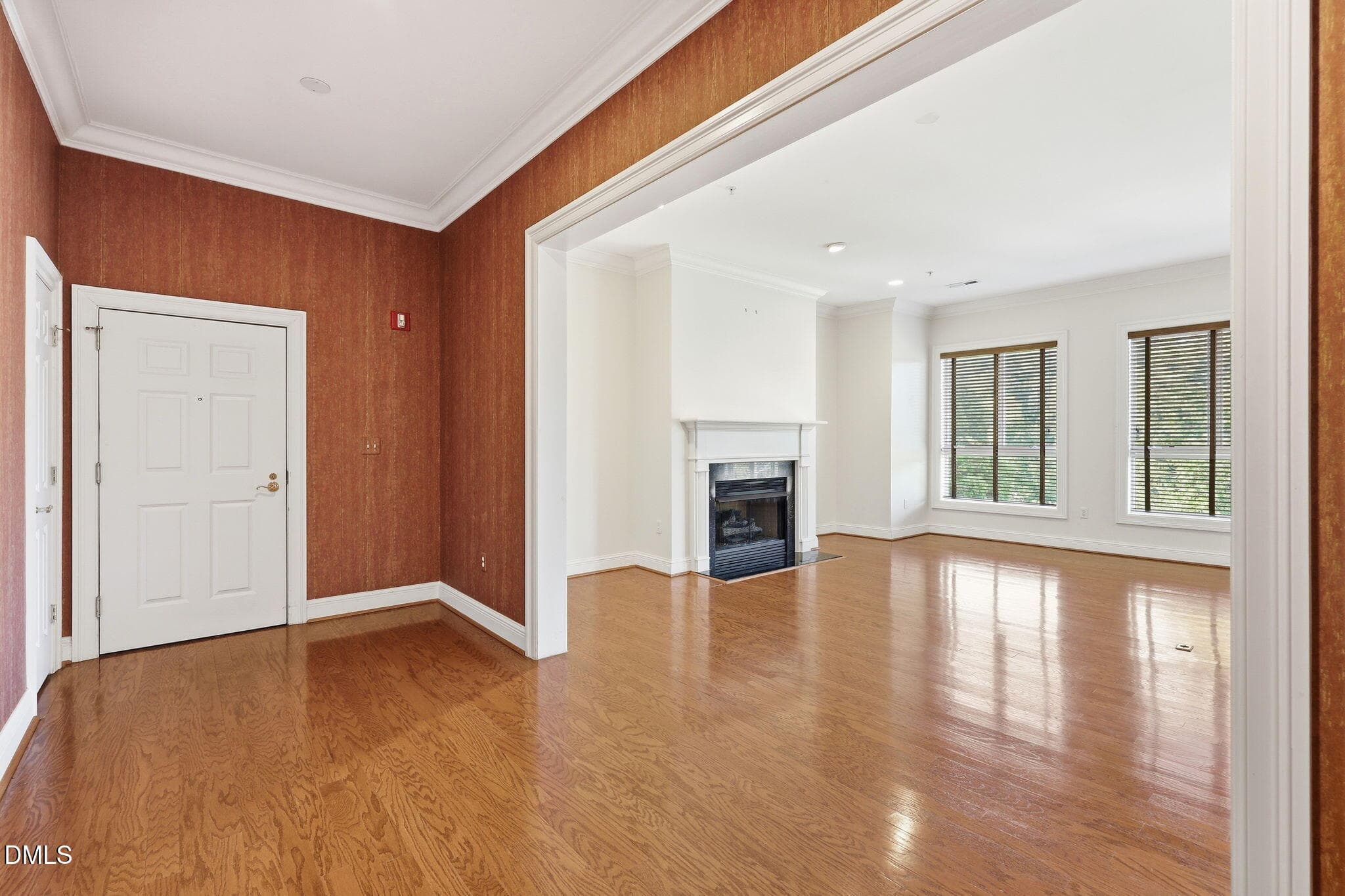 Foyer - 2801 Glenwood Gardens Lane 303, Raleigh, NC 27608, Raleigh
