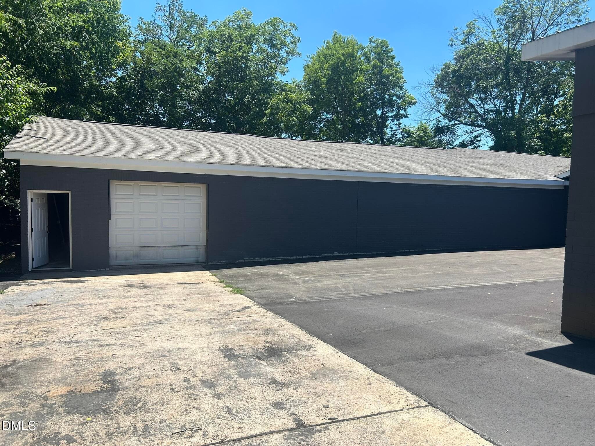 Side Building - 300 Guthrie Street, Graham, NC 27253, Graham