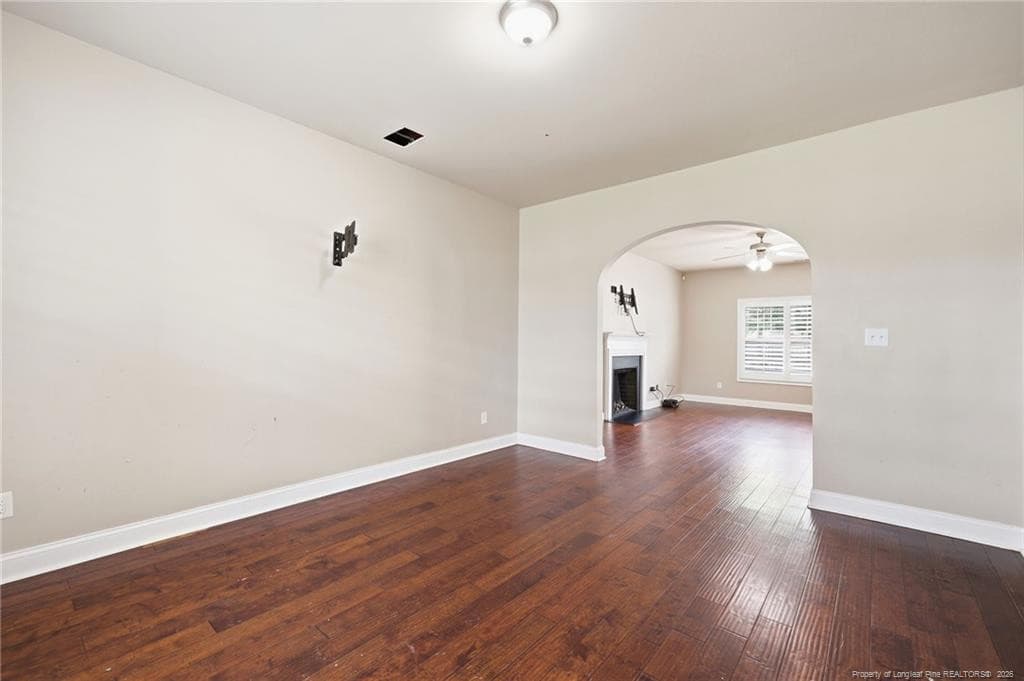 Photo 4 - 3513 Castlefield Lane, Fayetteville, NC 28306, Fayetteville