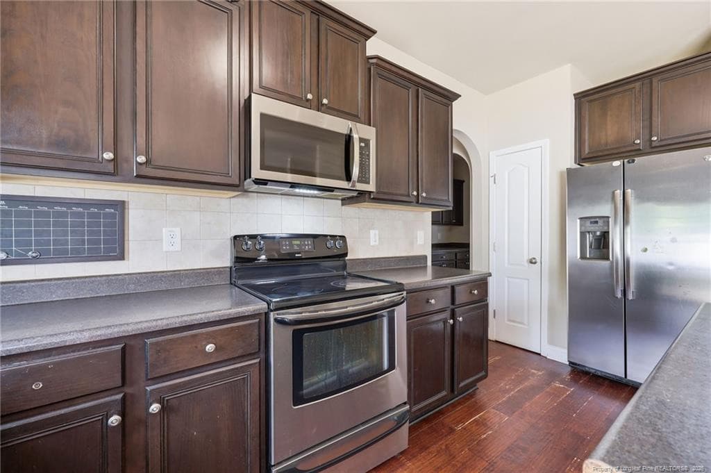 Photo 7 - 3513 Castlefield Lane, Fayetteville, NC 28306, Fayetteville