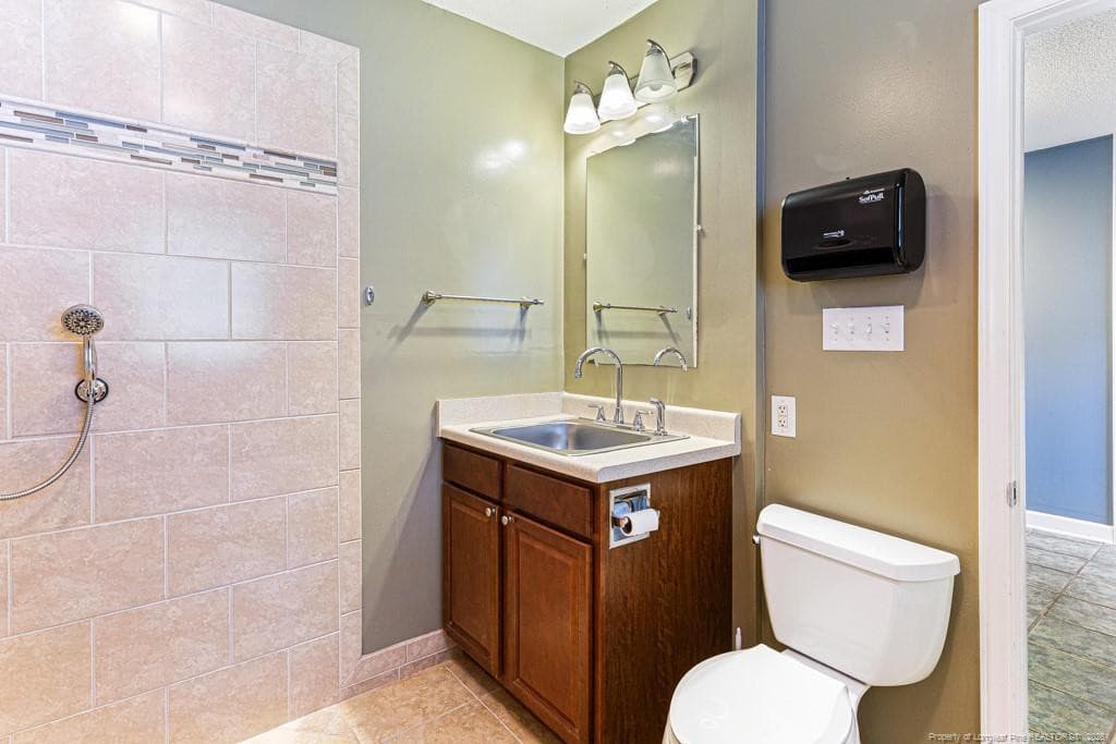 Photo 25 - 2328 Colgate Drive, Fayetteville, NC 28304