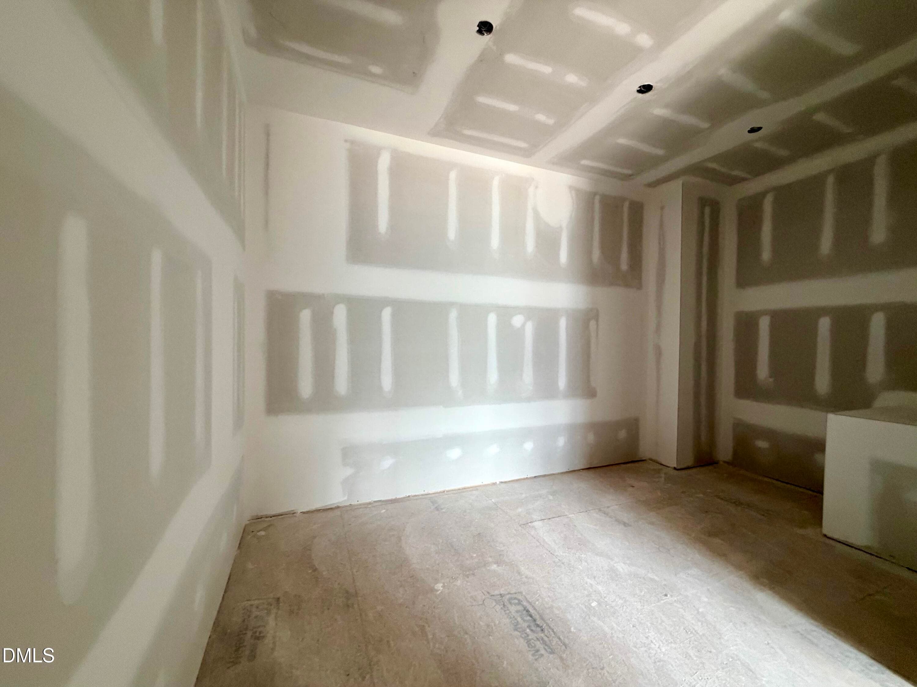 Owners Closet - 2123 Dunhill Drive, Raleigh, NC 27608, Raleigh