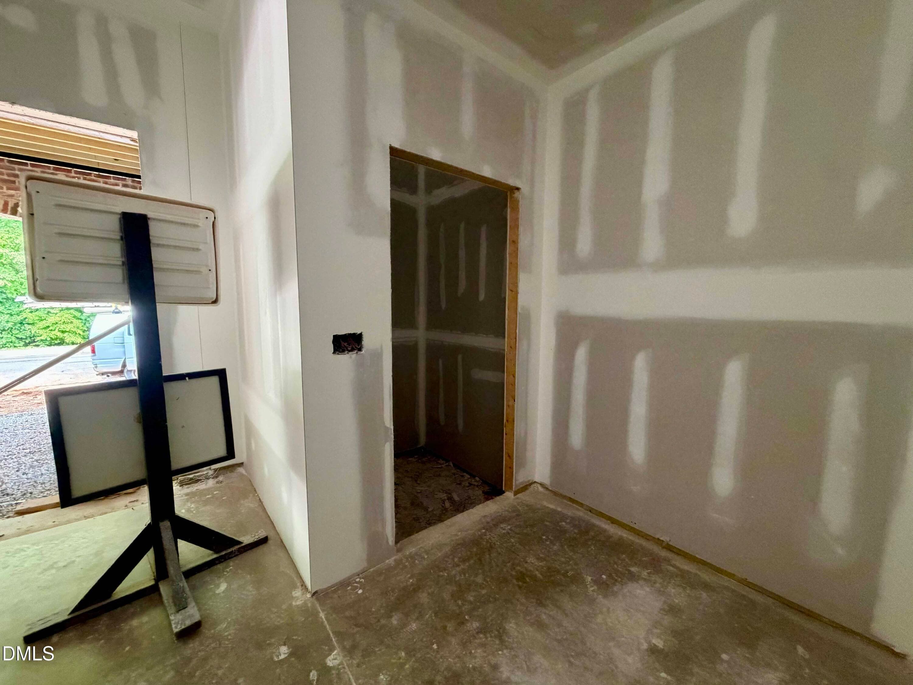 Elevator - 2123 Dunhill Drive, Raleigh, NC 27608, Raleigh
