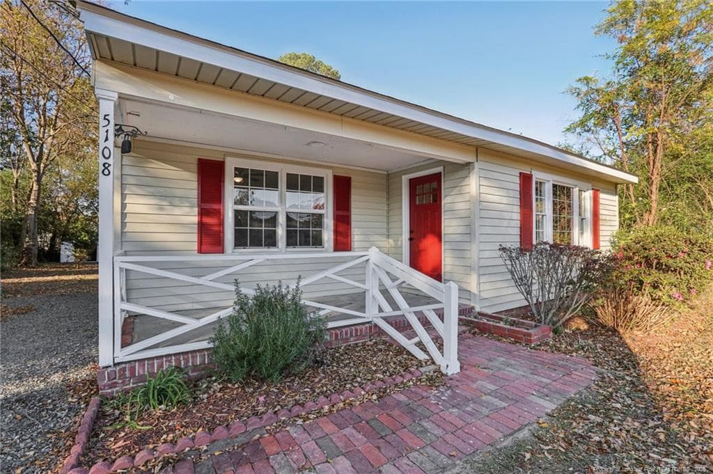 Photo 2 - 5108 Walnut Drive, Fayetteville, NC 28304, Fayetteville