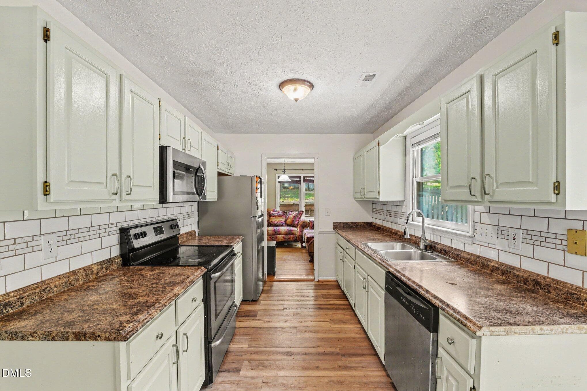 010_file_3198 - 808 Hilton Drive, Fayetteville, NC 28311, Fayetteville