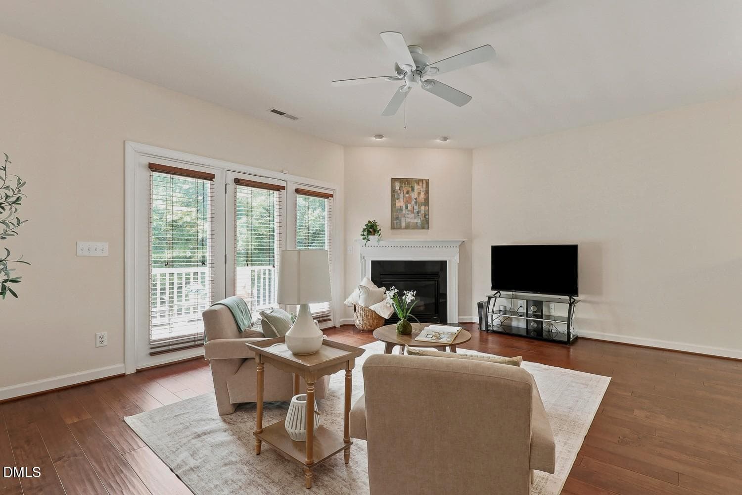 030-012-Family Room-1500x1000 - 336 Kinellan Lane, Cary, NC 27519, Cary