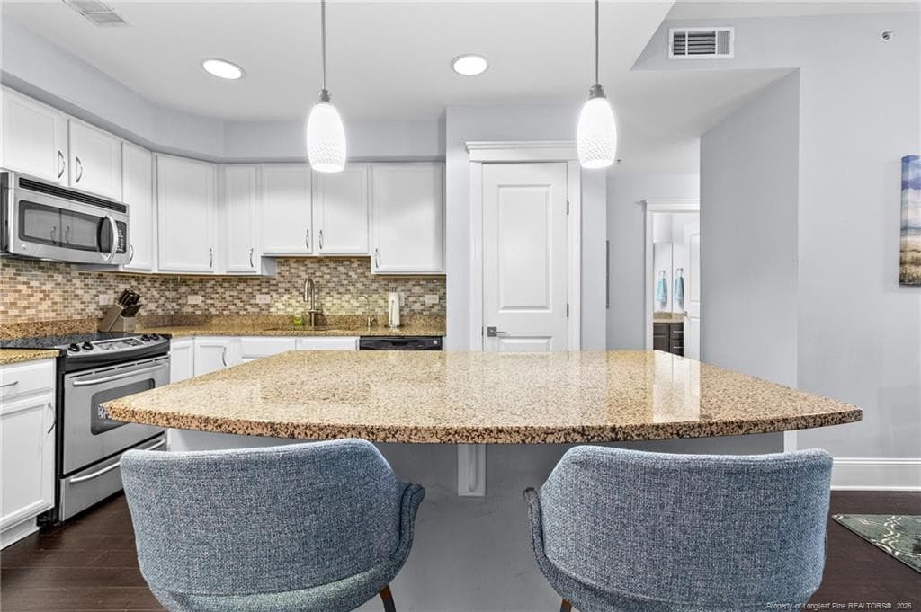 Photo 10 - 222 Glenwood Avenue 208, Raleigh, NC 27603, Raleigh