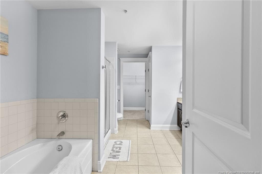 Photo 15 - 222 Glenwood Avenue 208, Raleigh, NC 27603, Raleigh