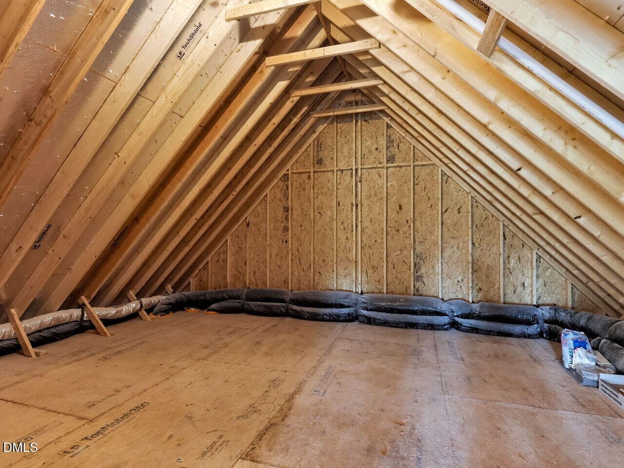 039-1280x960-attic-storage - 3205 Old Us Highway 64, Spring Hope, NC 27882
