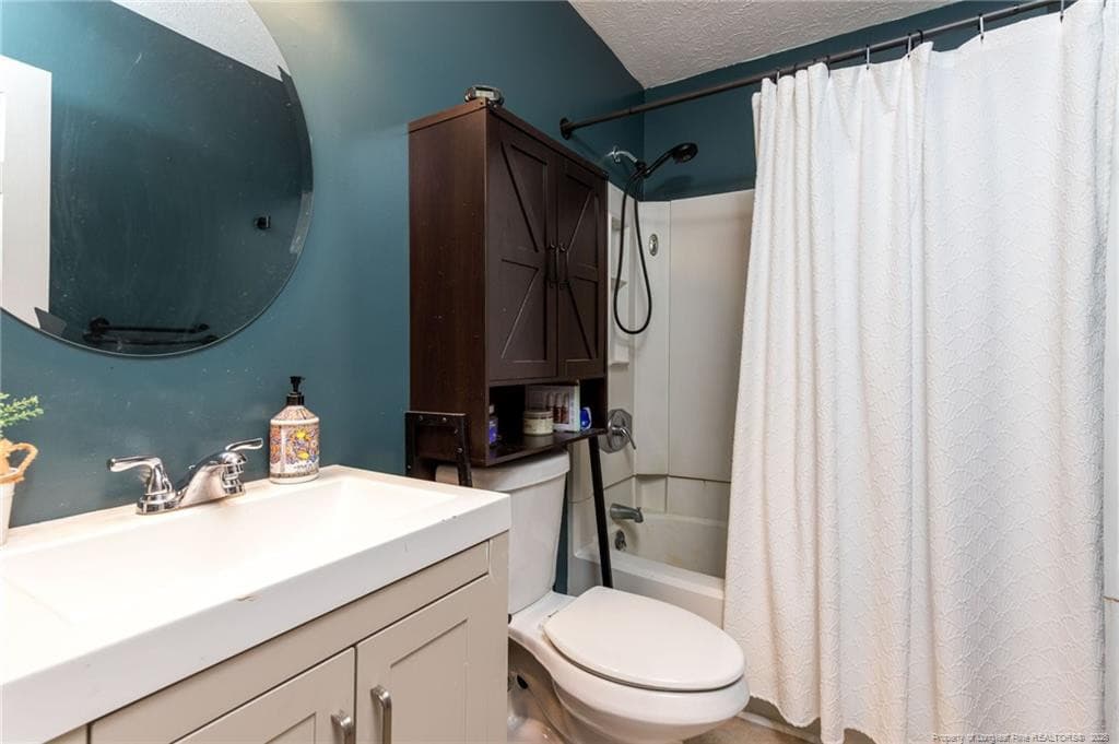Photo 6 - 6449 Rutherglen Drive, Fayetteville, NC 28304, Fayetteville