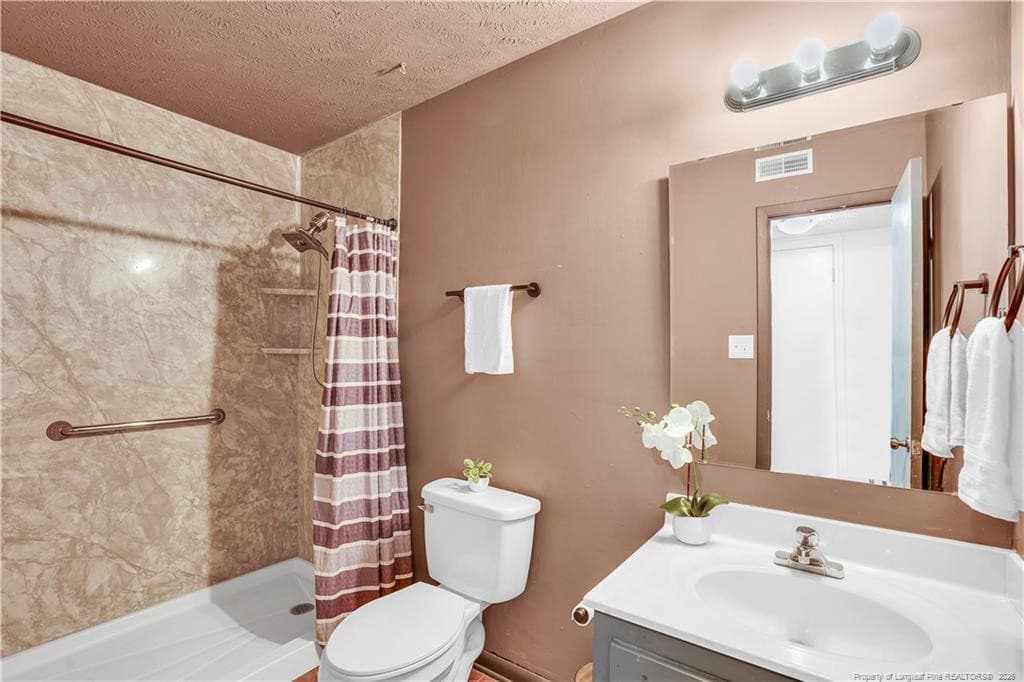 Photo 13 - 2180 Quail Ridge Drive, Fayetteville, NC 28304, Fayetteville