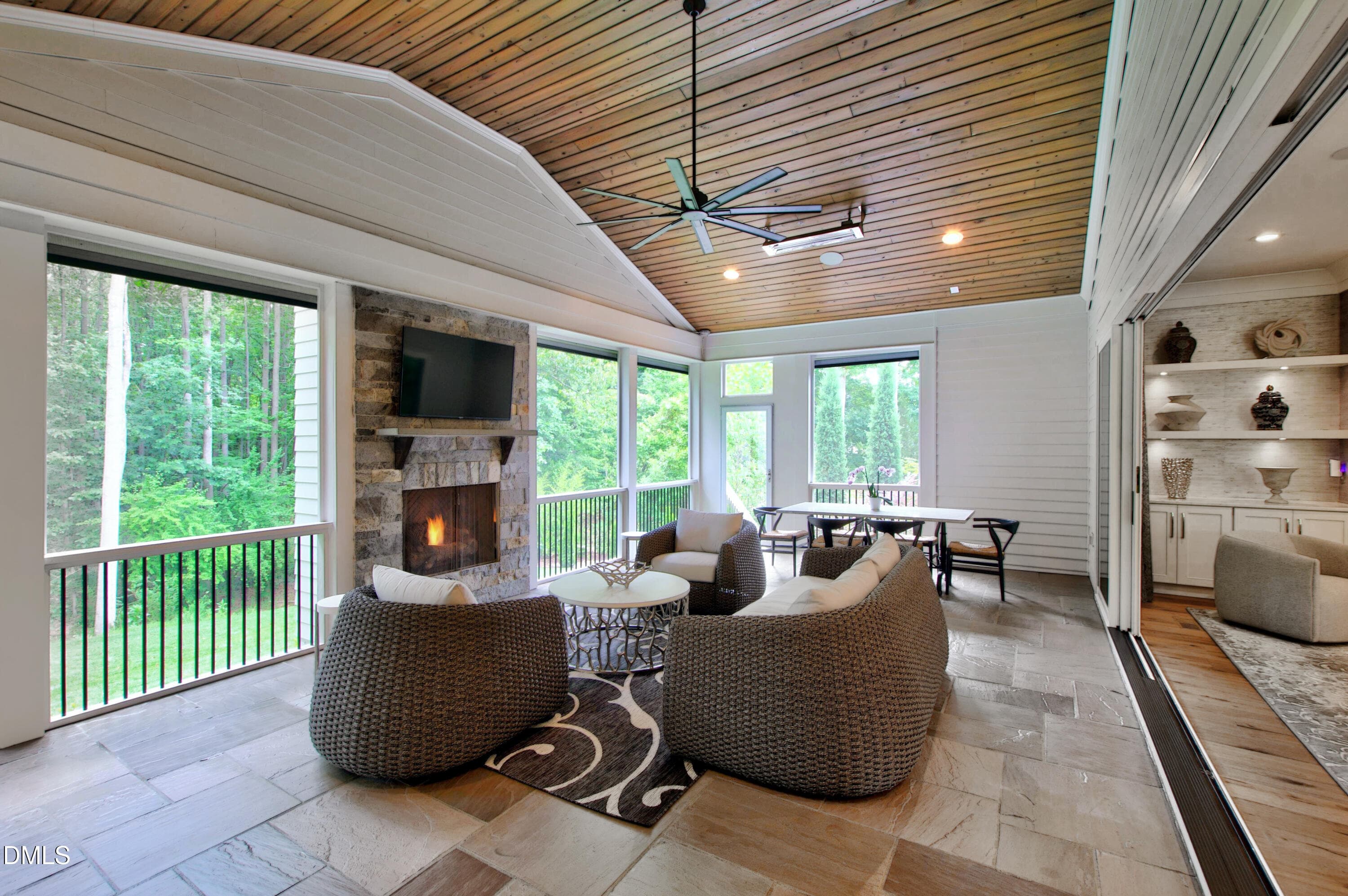 Gresham (25) - 2101 Gresham Lake Road, Raleigh, NC 27615, Raleigh
